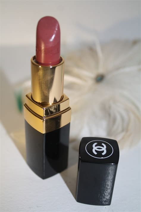 chanel rouge mademoiselle.